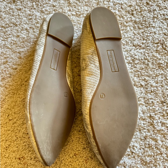 Womens Slip-on Flats Dress Shoes Grey and Cream Size 11 - Picture 2 of 2